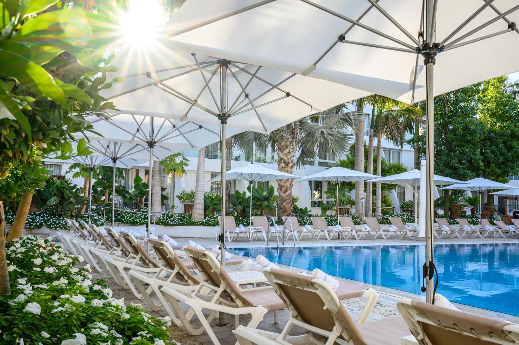 Hotel Astral Palma 4*